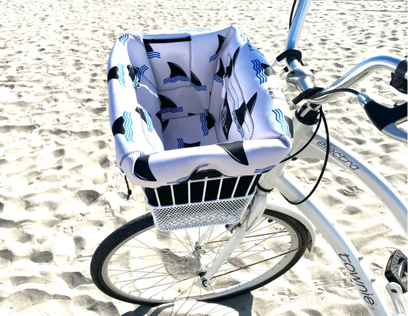 Bite Me Collection Basket Liner-1