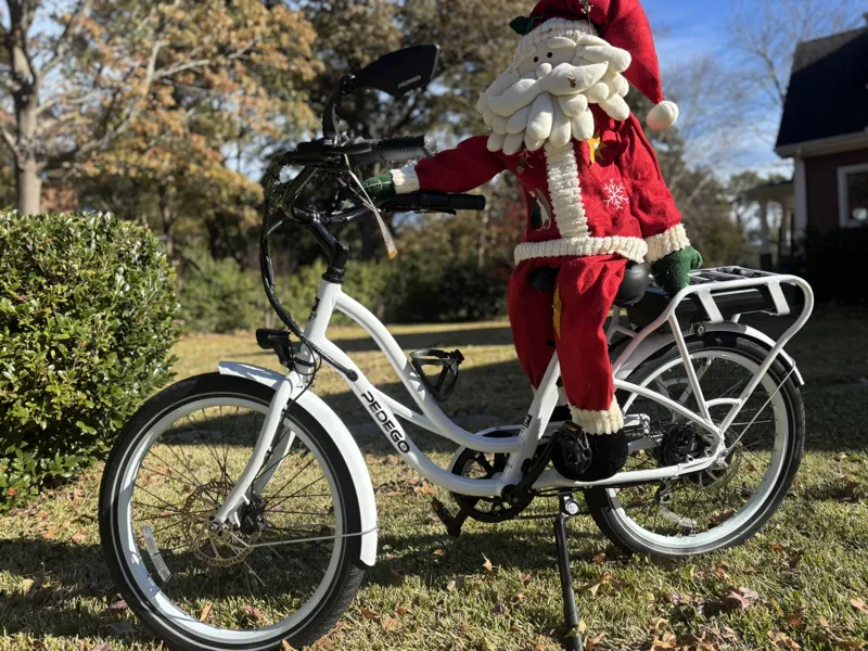 Pre Loved 24 Interceptor Step Thru P749 - White w/ White Rims-3