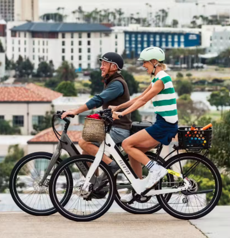 Aventon Pace 500.3 Step-Through in Polar White-4