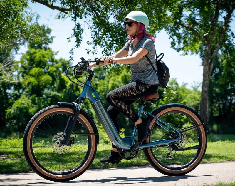 Aima Santa Monica Ebike in Metallic Blue-5