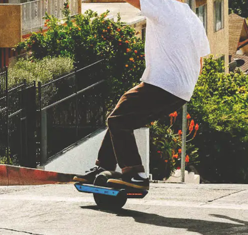 Onewheel Pint X: Powder Blue-1