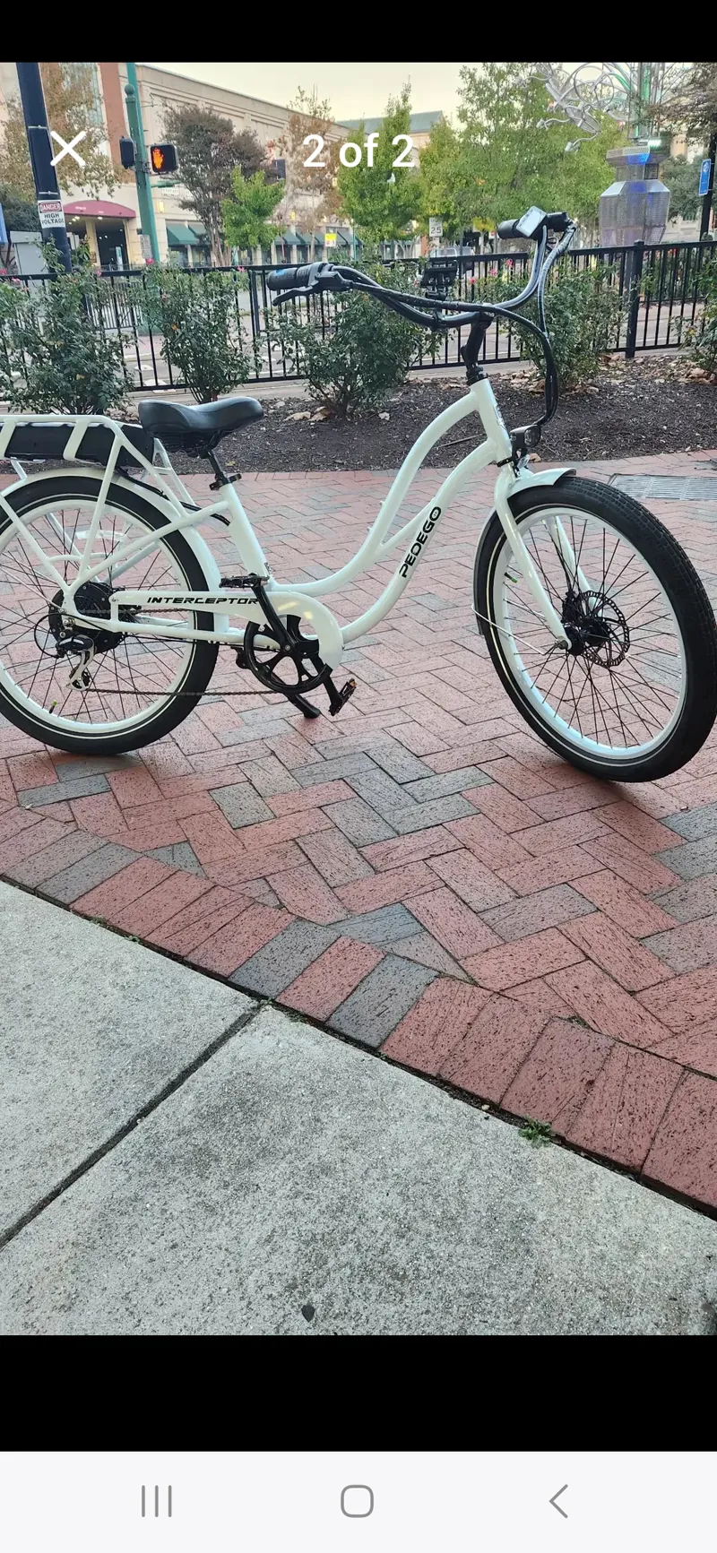 Pre Loved 24 Interceptor Step Thru P749 - White w/ White Rims-1