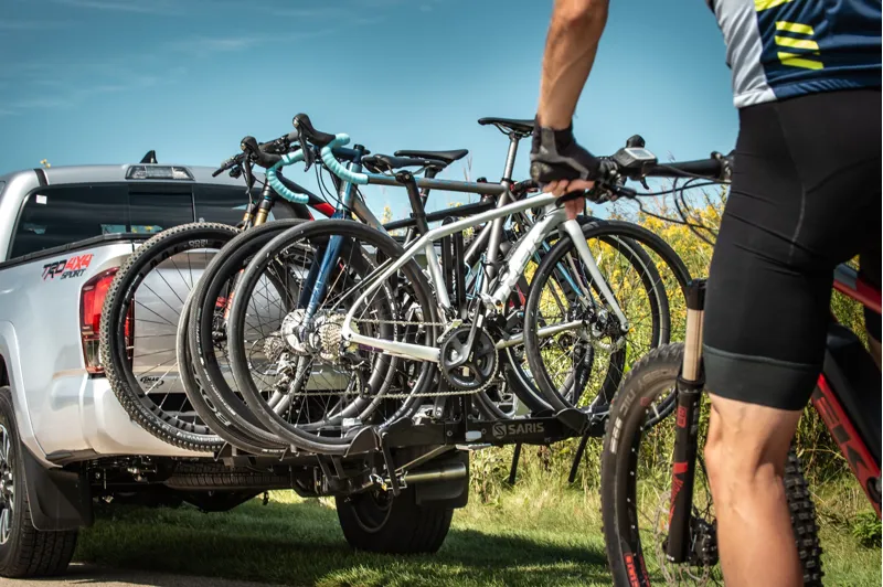 Saris Freedom 4 Bike Tray 2 Hitch Rack-9