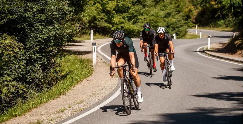 Sena R1 EVO Helmet in Black-11