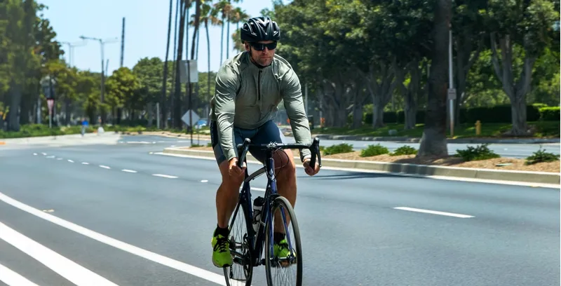 Sena R2X w/Alexa Helmet in Black-9