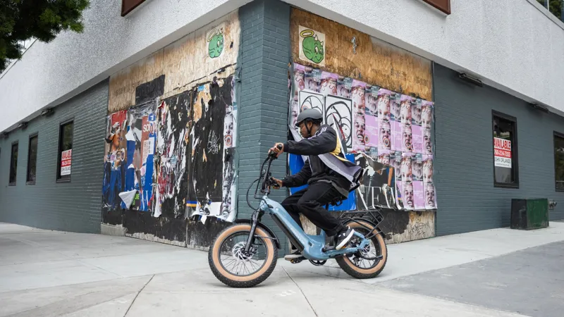 Troxus Lynx Plus E-Bike 20 inch in Cadet Blue-10