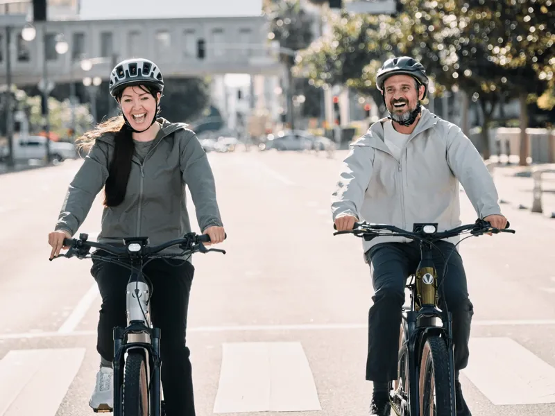 Velotric Discover Mid-Drive Ebike in Platinum Silver-8